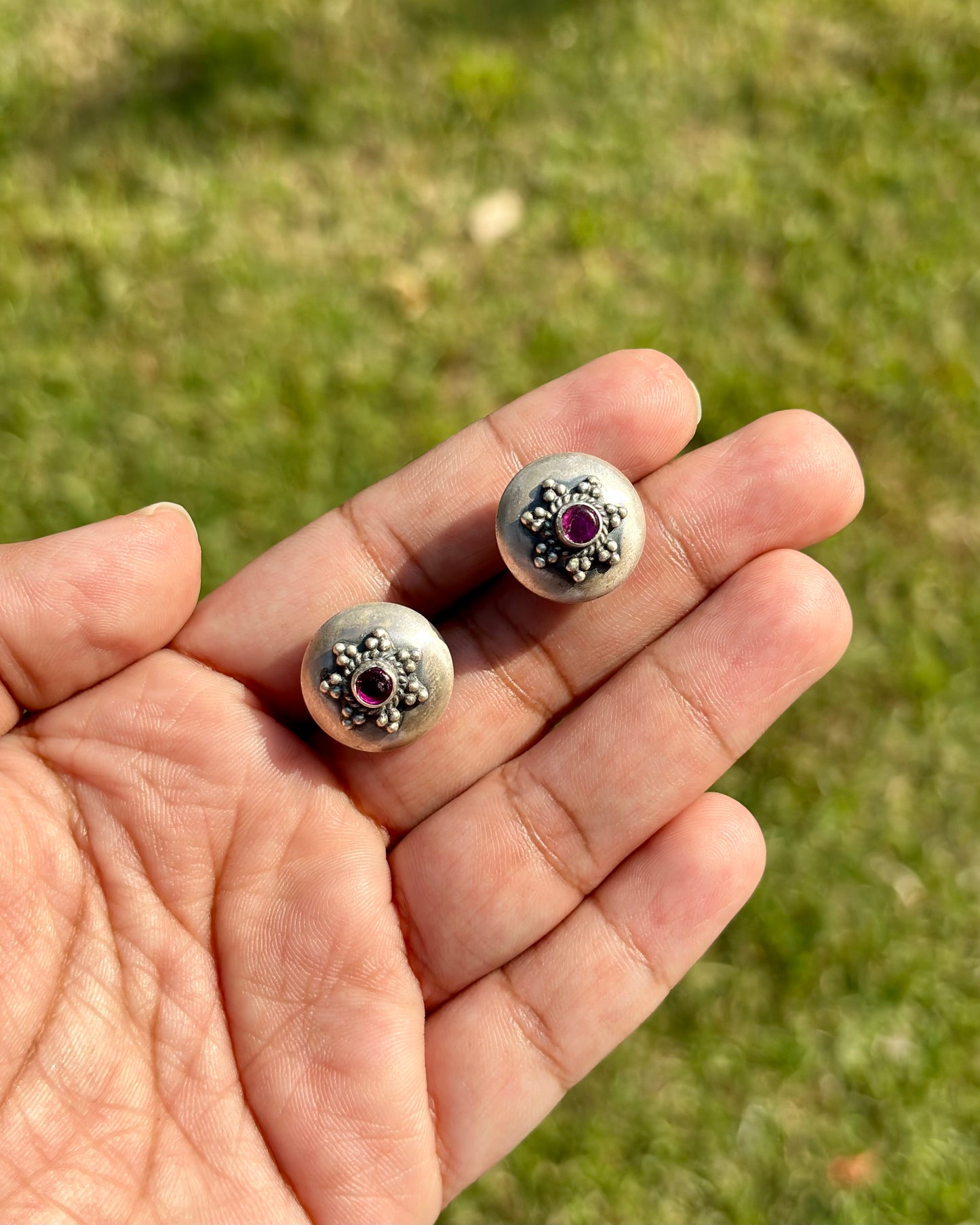 Riti Silver Studs