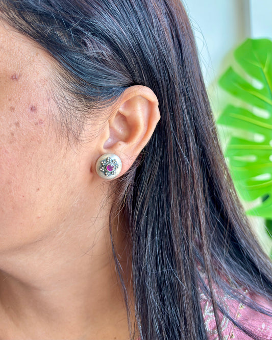 Riti Silver Studs