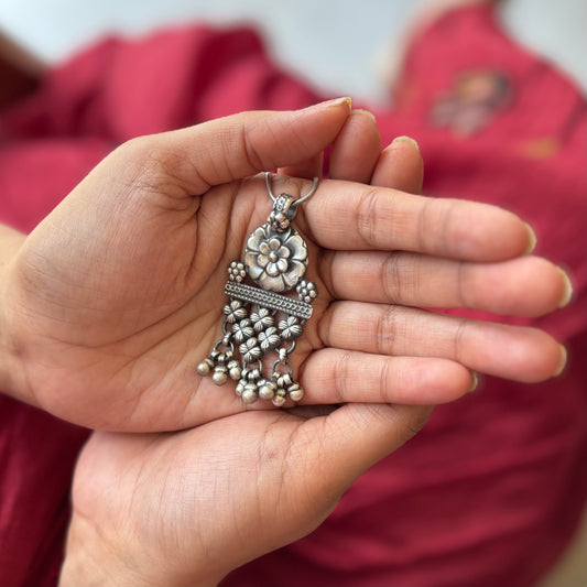 Eshani Silver Pendant
