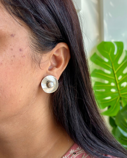Ansh Silver Studs - Freshwater Pearl