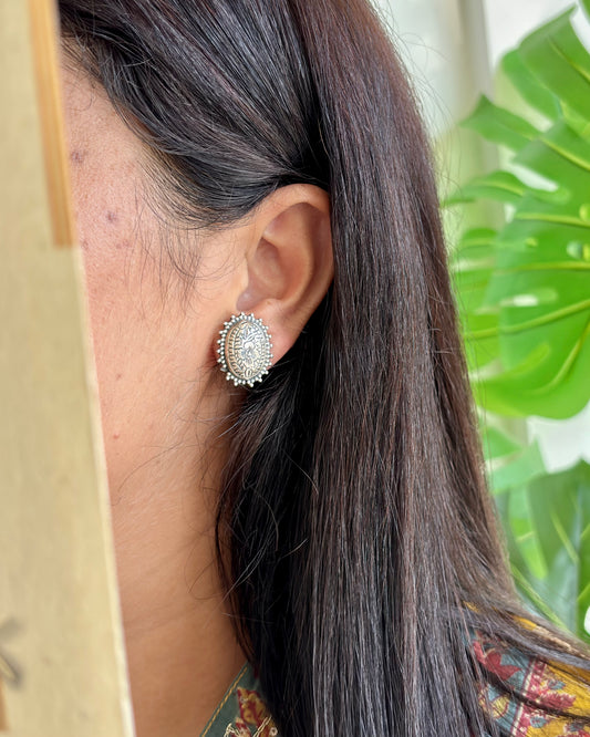 GulNaqsh Noor Silver Studs