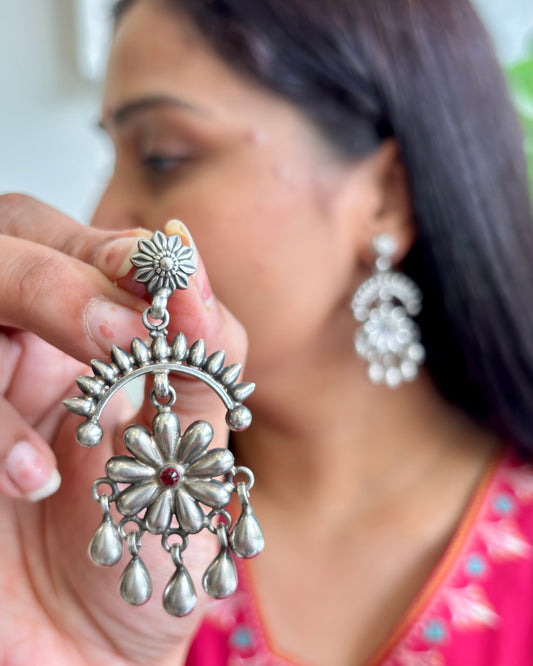 Vanmayi Silver Earrings