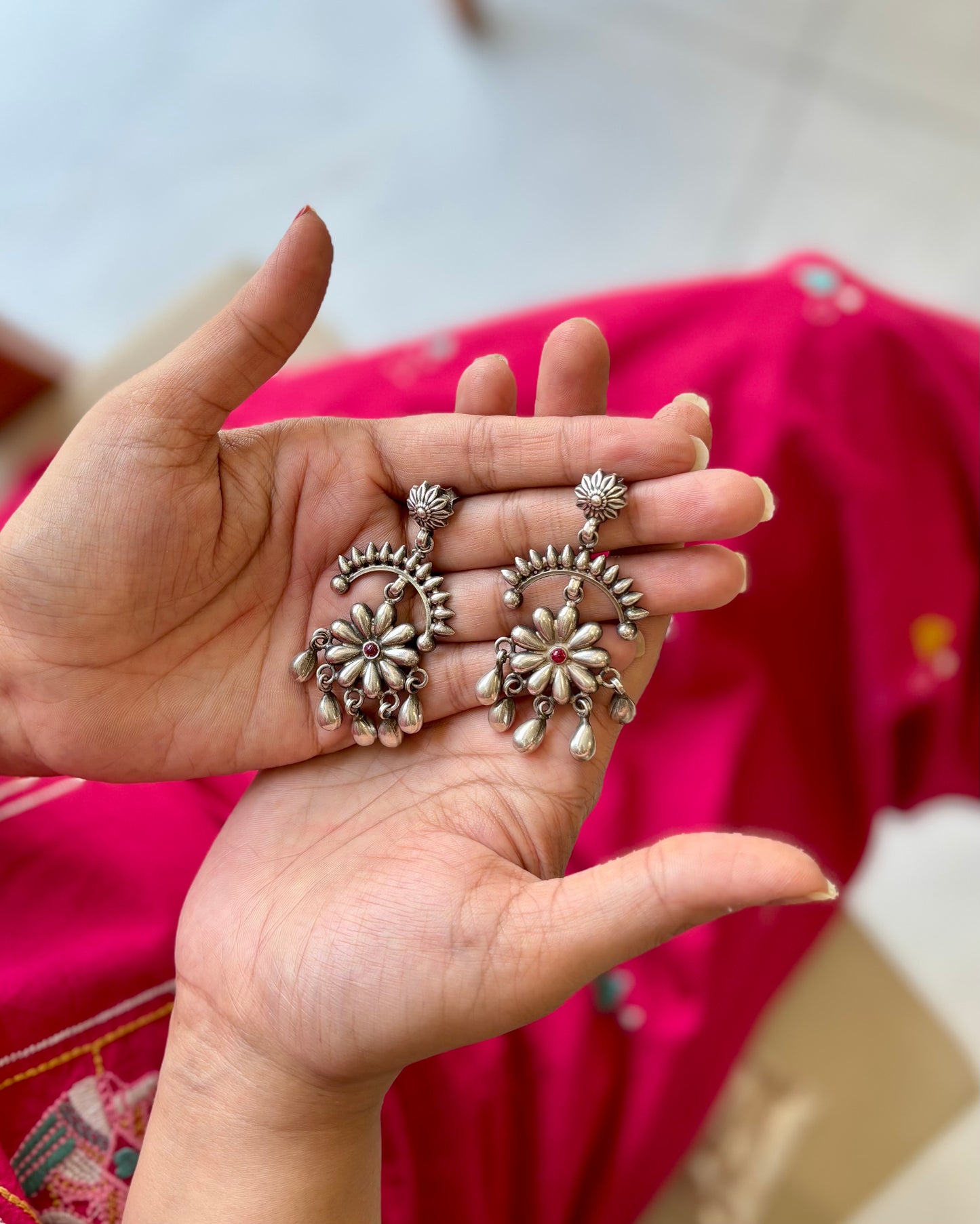 Vanmayi Silver Earrings