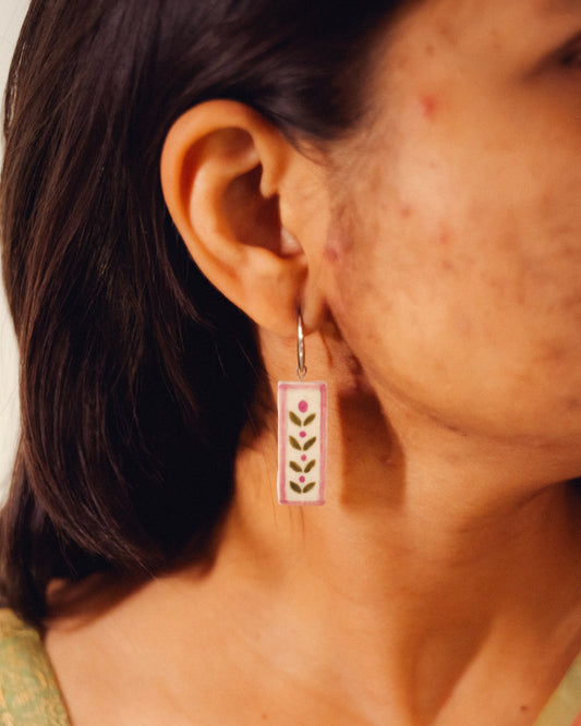 Lilac Pallava Ceramic Earrings