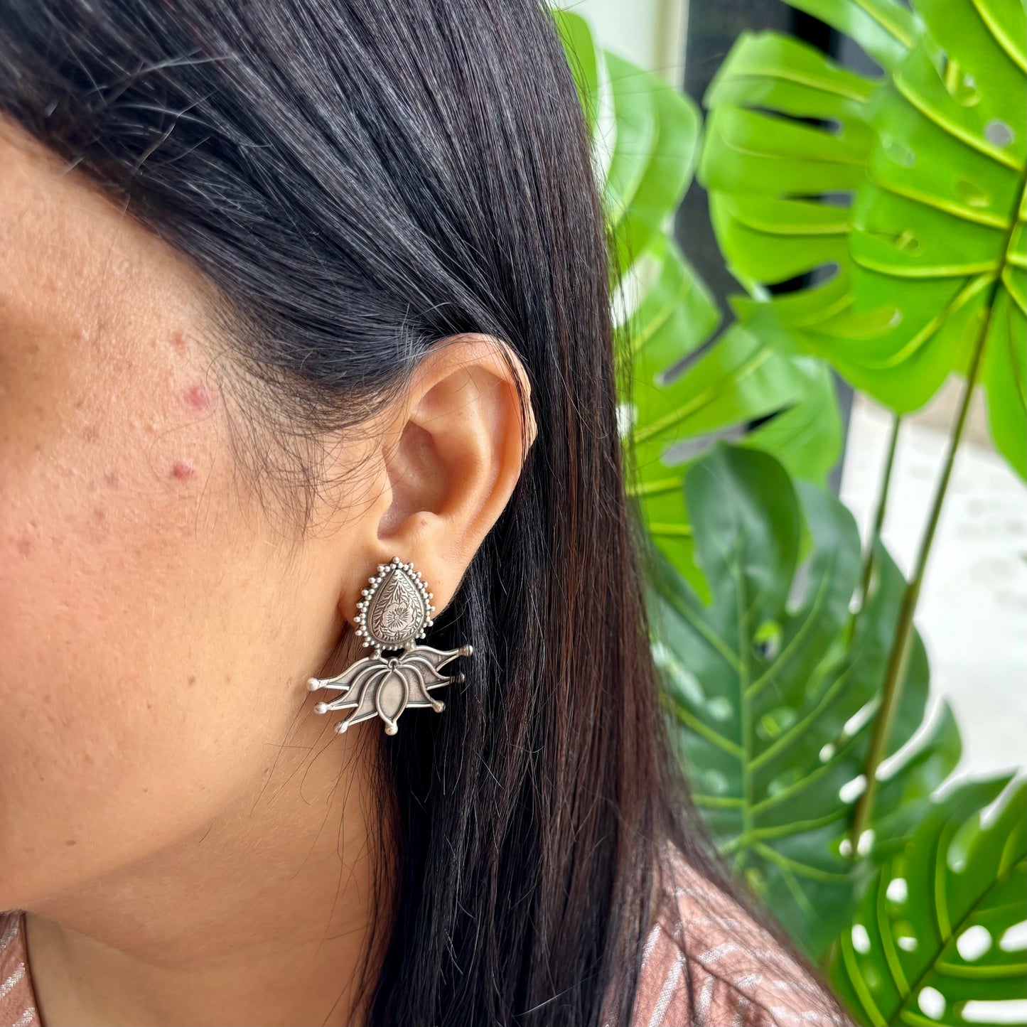 Lotus Engraved SIlver Studs