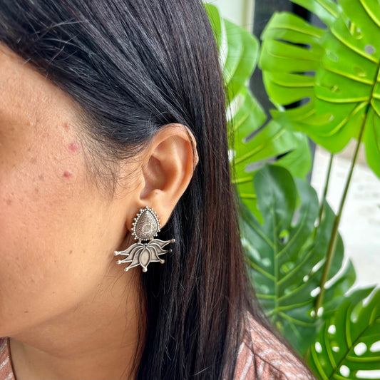 Lotus Engraved SIlver Studs
