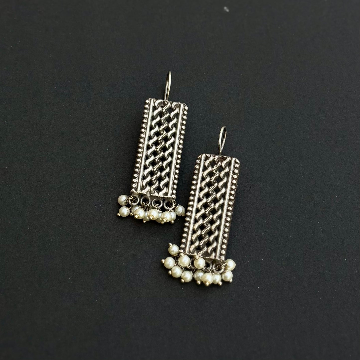 Sanjh Jaali Pearl Drops