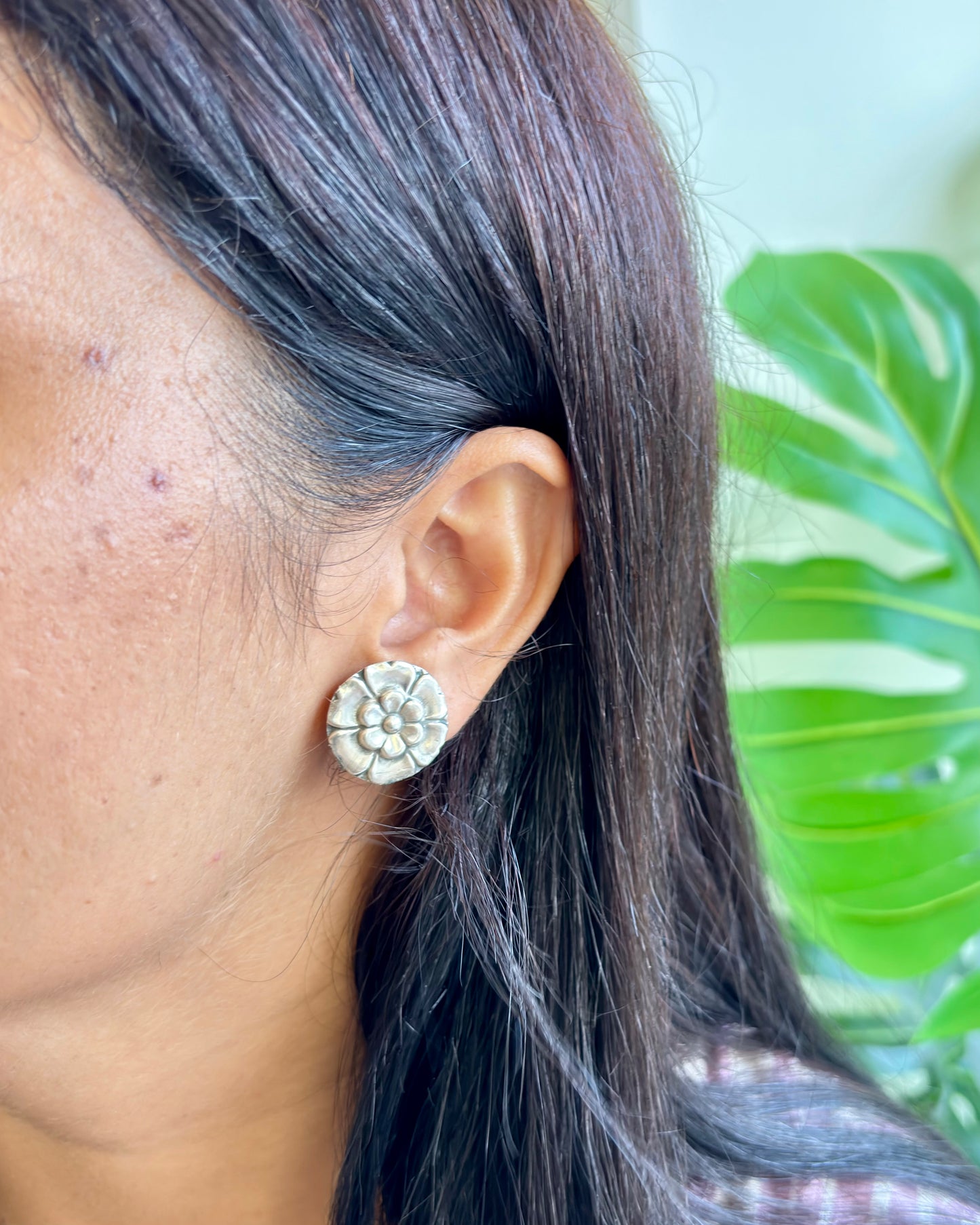 Pair of silver floral earrings, 92.5 silver earrings