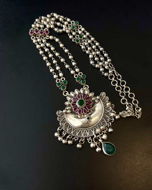 Gulnaar Silver Necklace