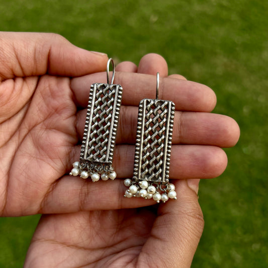 Sanjh Jaali Pearl Drops