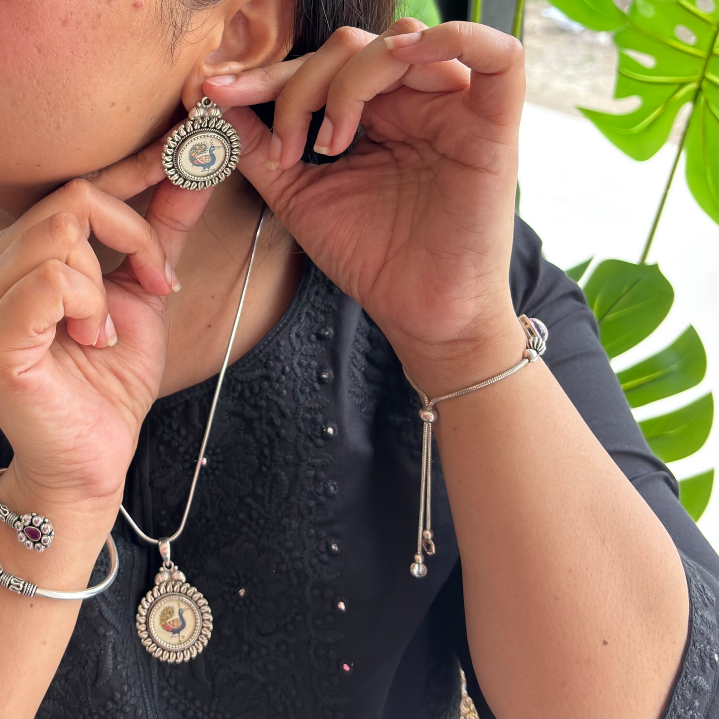 Mayura PIchwai Silver Pendant Set