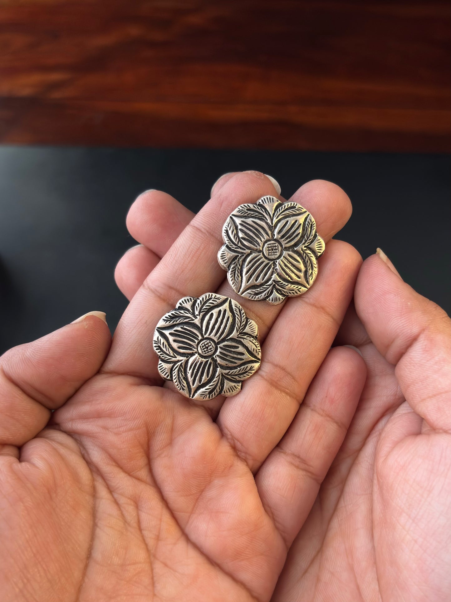 Naqsh Chitai Silver Studs