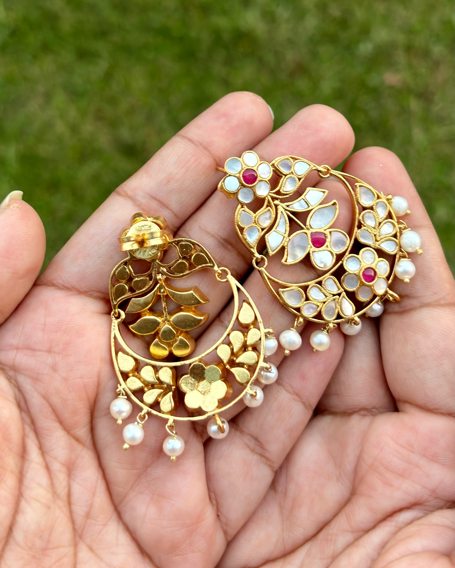 Vyoma Mother Of Pearls Silver ChandBali Earrings