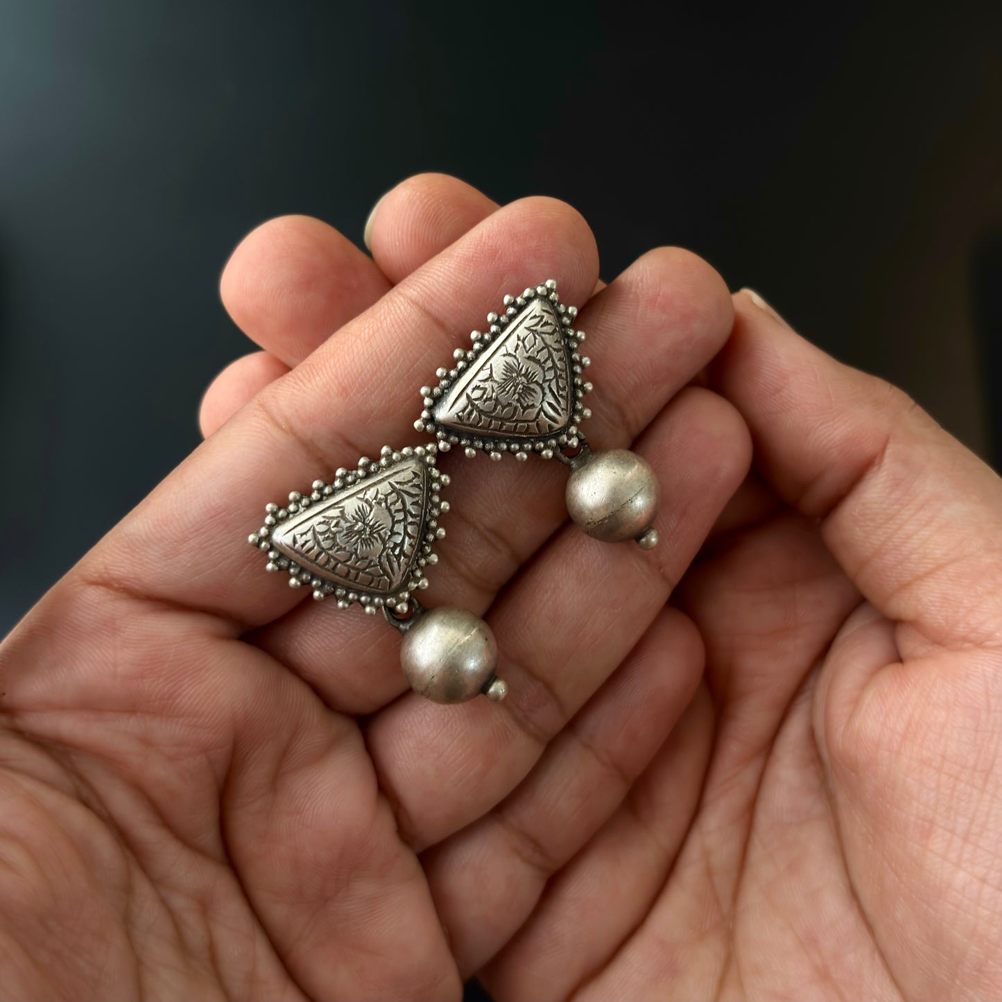 GulNaqsh Silver Studs