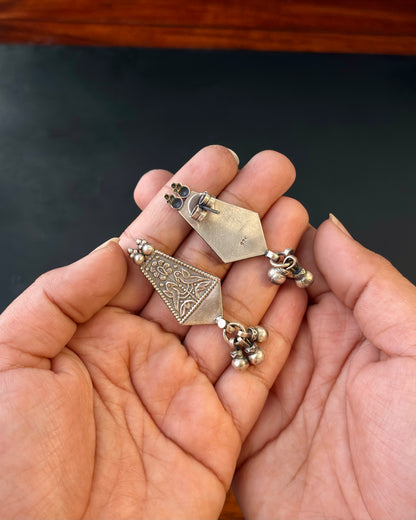 Bheeli Silver Studs