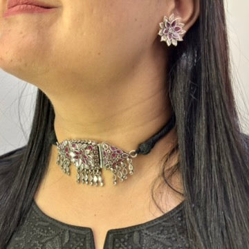 Saanvi Choker Set