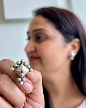 Dyuti Silver Studs