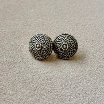 Aruni Silver Studs