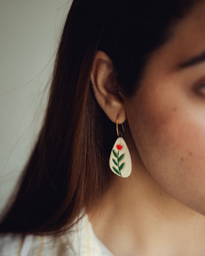 Aster Poppy Ceramic Earrings