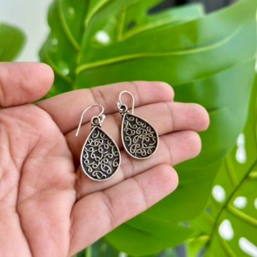 Amara Silver Drop Earrings