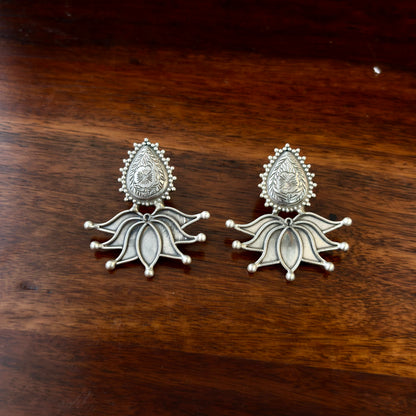Lotus Engraved SIlver Studs