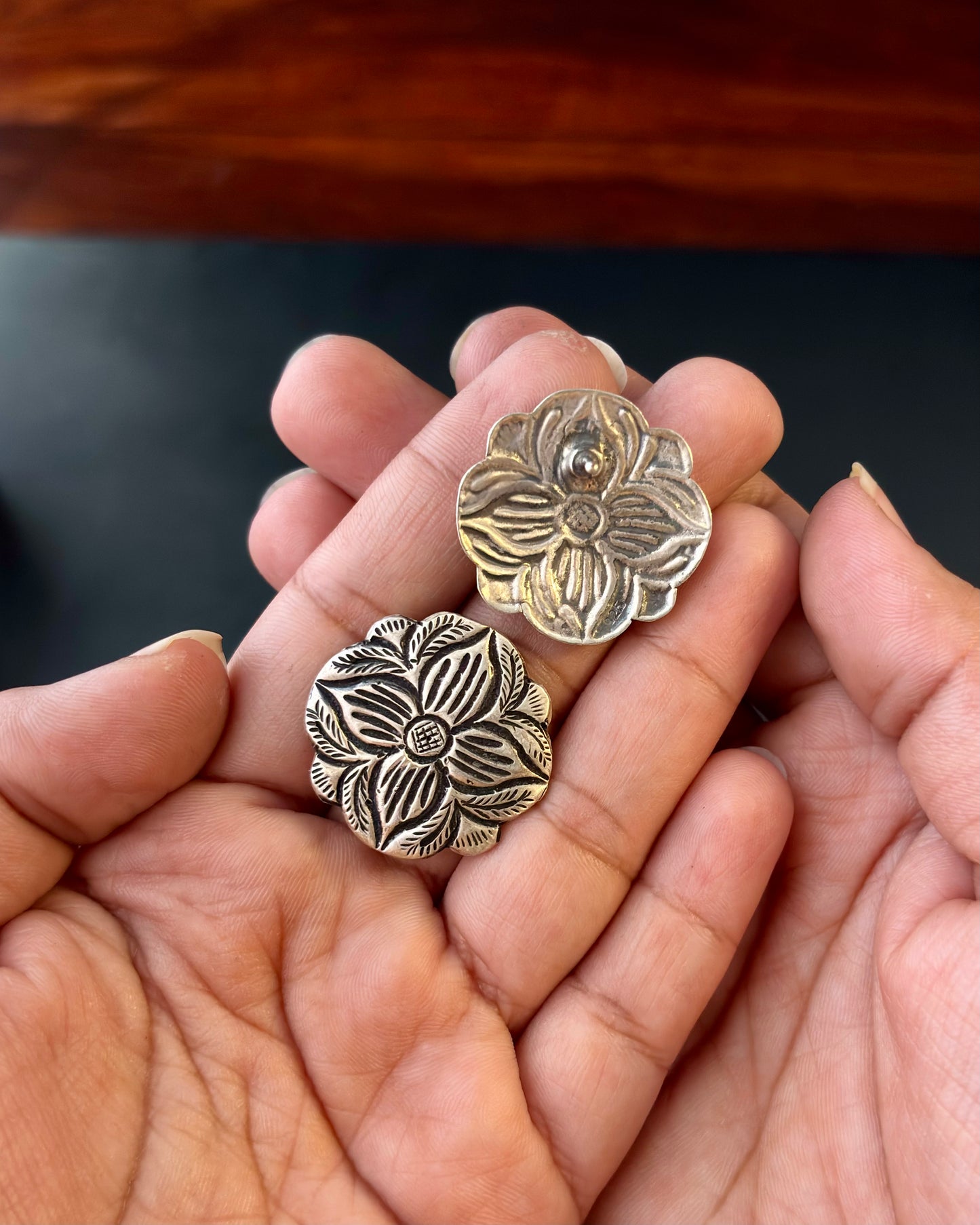 Naqsh Chitai Silver Studs