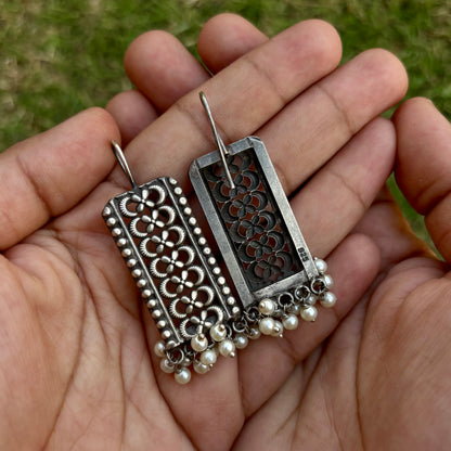 Saanjh Jaali Pearl Drops