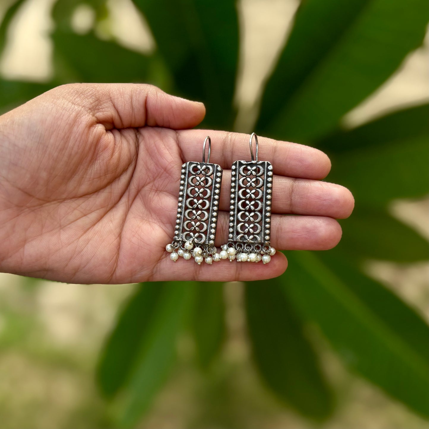 Saanjh Jaali Pearl Drops
