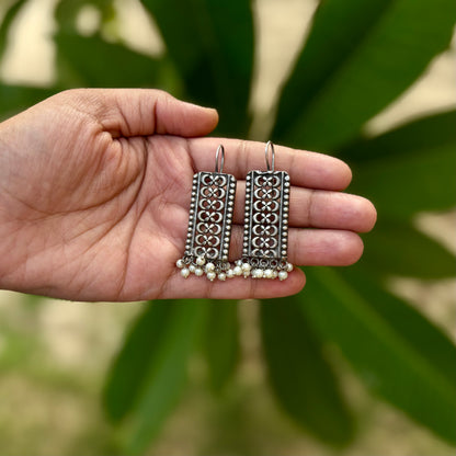 Saanjh Jaali Pearl Drops