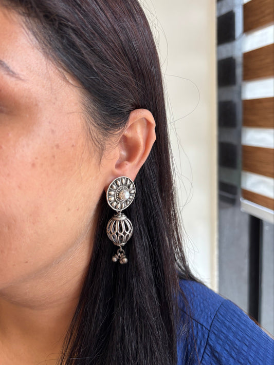 Tarini Pearl Arka Cage Earrings