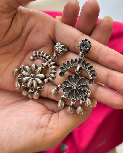 Vanmayi Silver Earrings