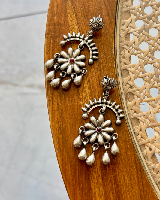 Vanmayi Silver Earrings