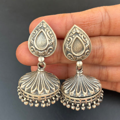 Dusk Lamp Taal Silver Jhumkas