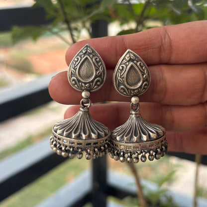 Dusk Lamp Taal Silver Jhumkas